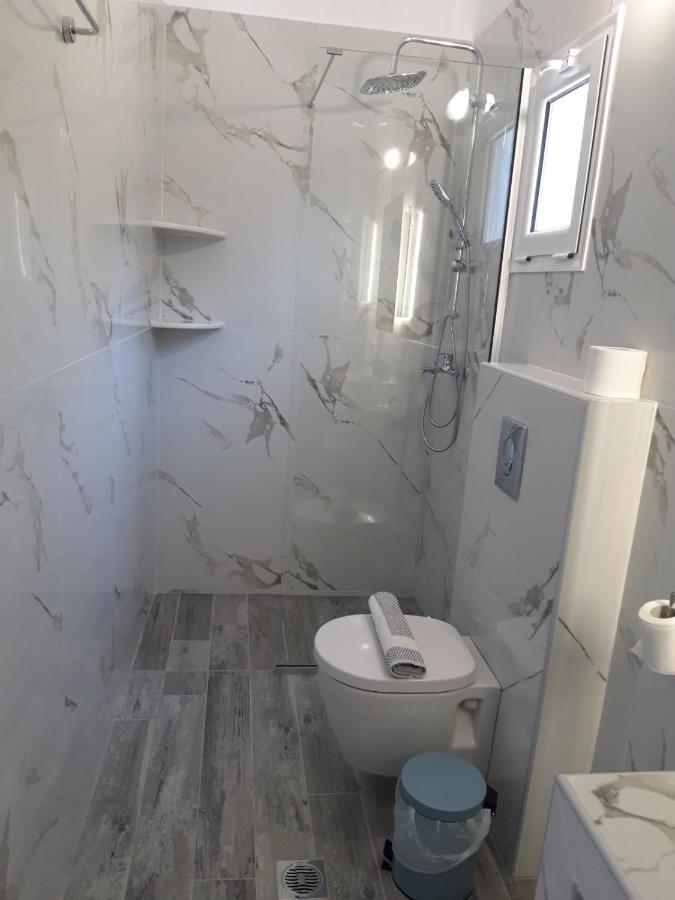 Nikos Dimas Studios Parga Bagian luar foto