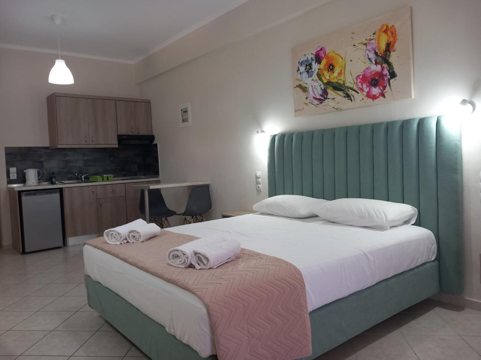 Nikos Dimas Studios Parga Bagian luar foto