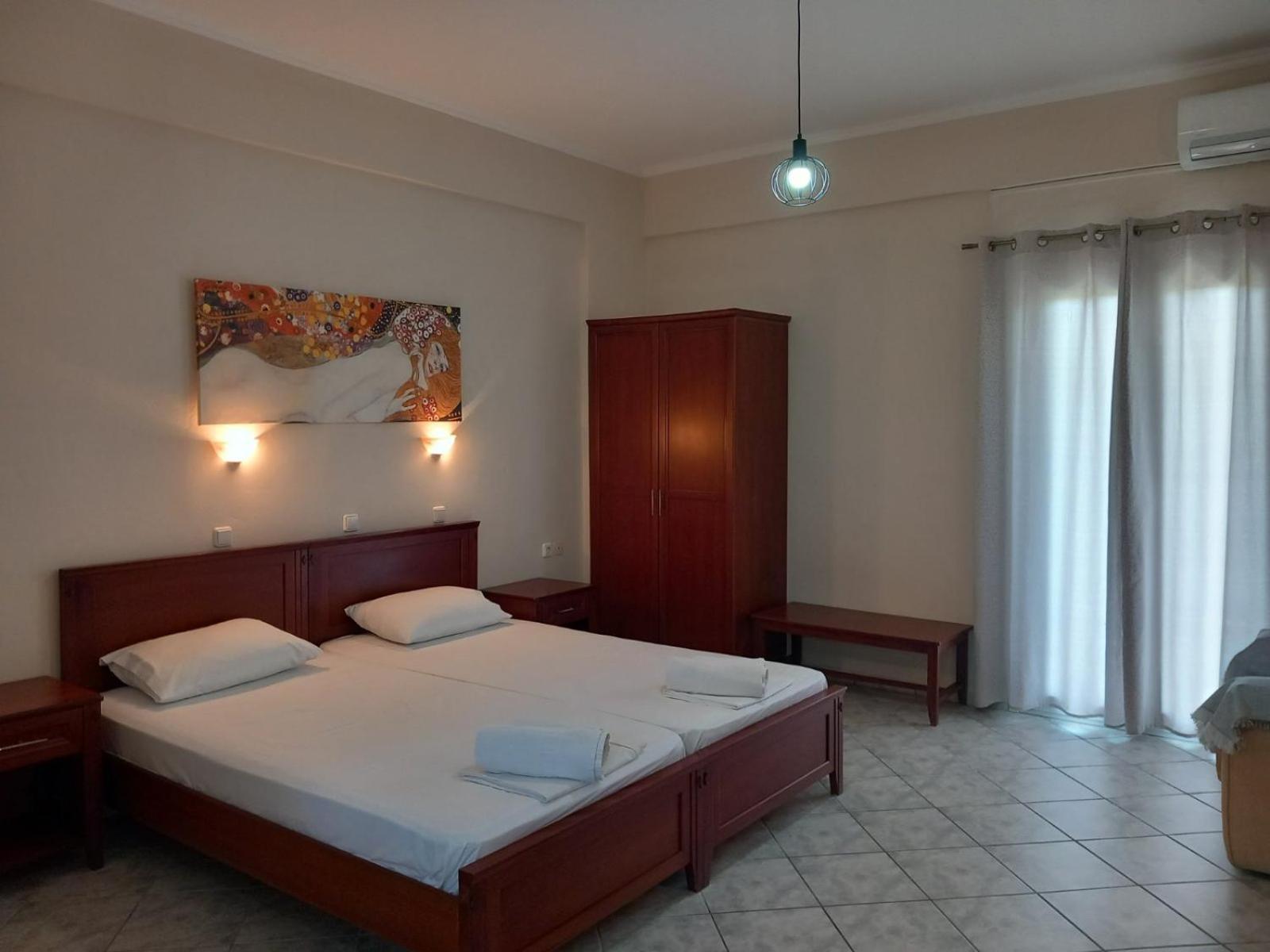 Nikos Dimas Studios Parga Bagian luar foto