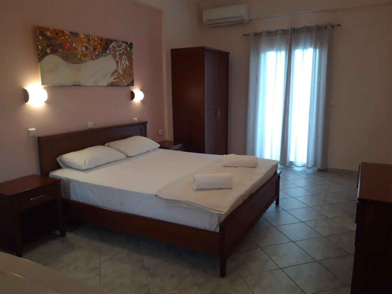 Nikos Dimas Studios Parga Bagian luar foto